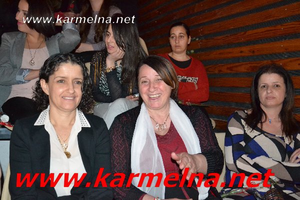 رئيس المجلس يحتفل بعيد الام